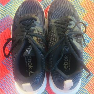 Very Gently Worn Black Mesh Reebok’s-Size 7.5